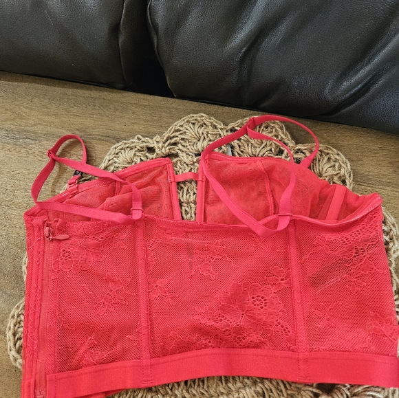 NWT VS Very Sexy unlined strapless- large - Picture 5 of 12